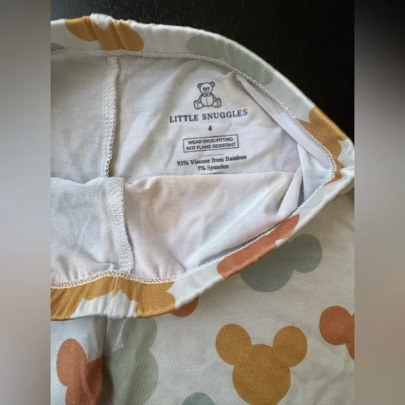 Charlie’s Project/Little Snuggles Disney Two Piece Short Sleeve Pajama Set - Picture 8 of 8